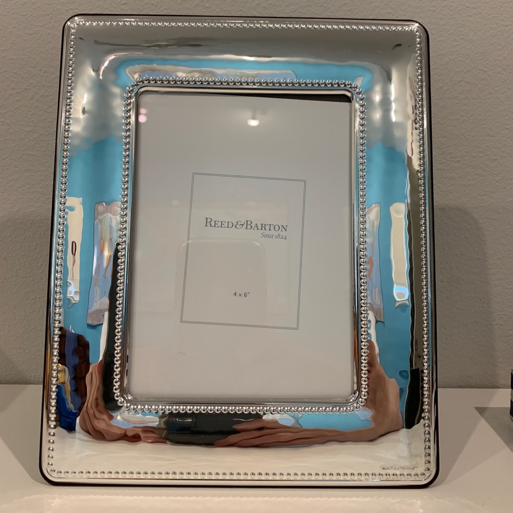 Reed and Barton Silver Plated Picture Frame (4x6)